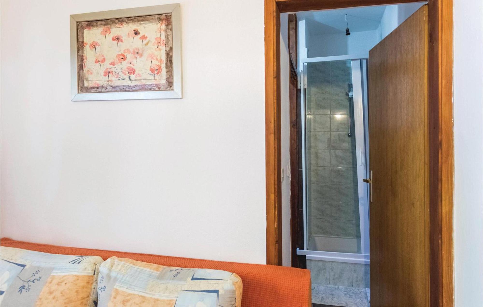 Awesome Apartment In Klek With Kitchen Екстериор снимка